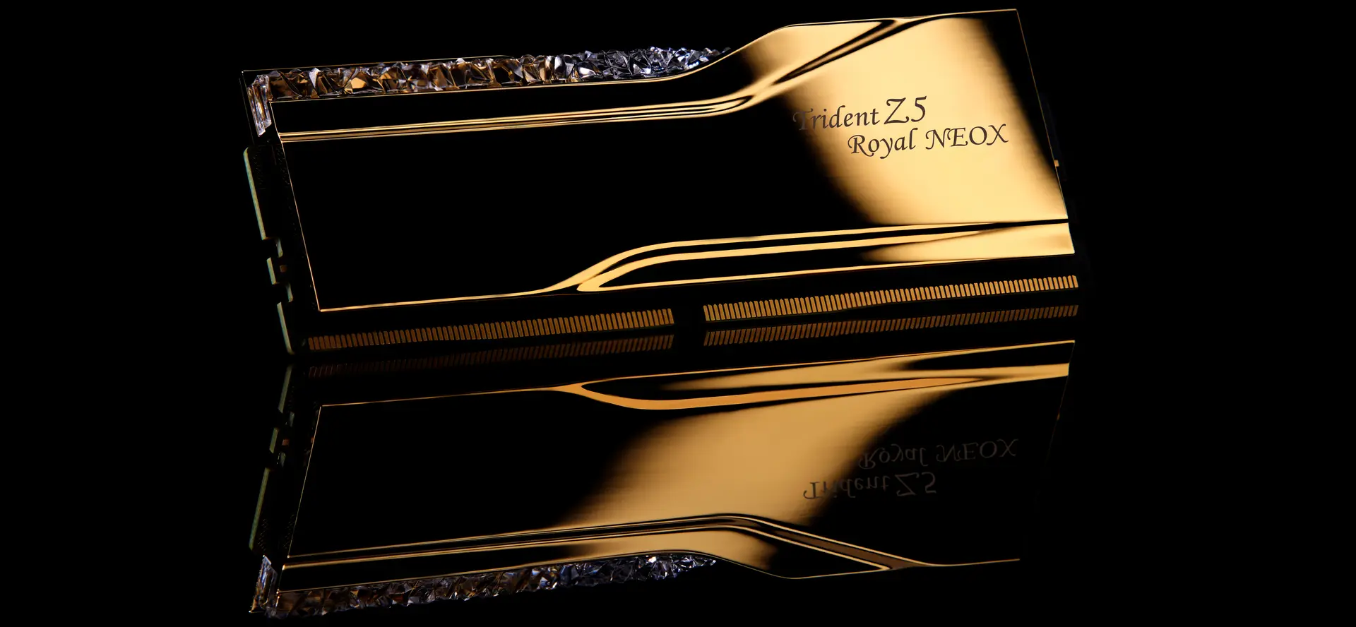 A G.SKILL Trident Z5 Royal NeoX DDR5-6000-et és AMD EXPO ULL-t hoz