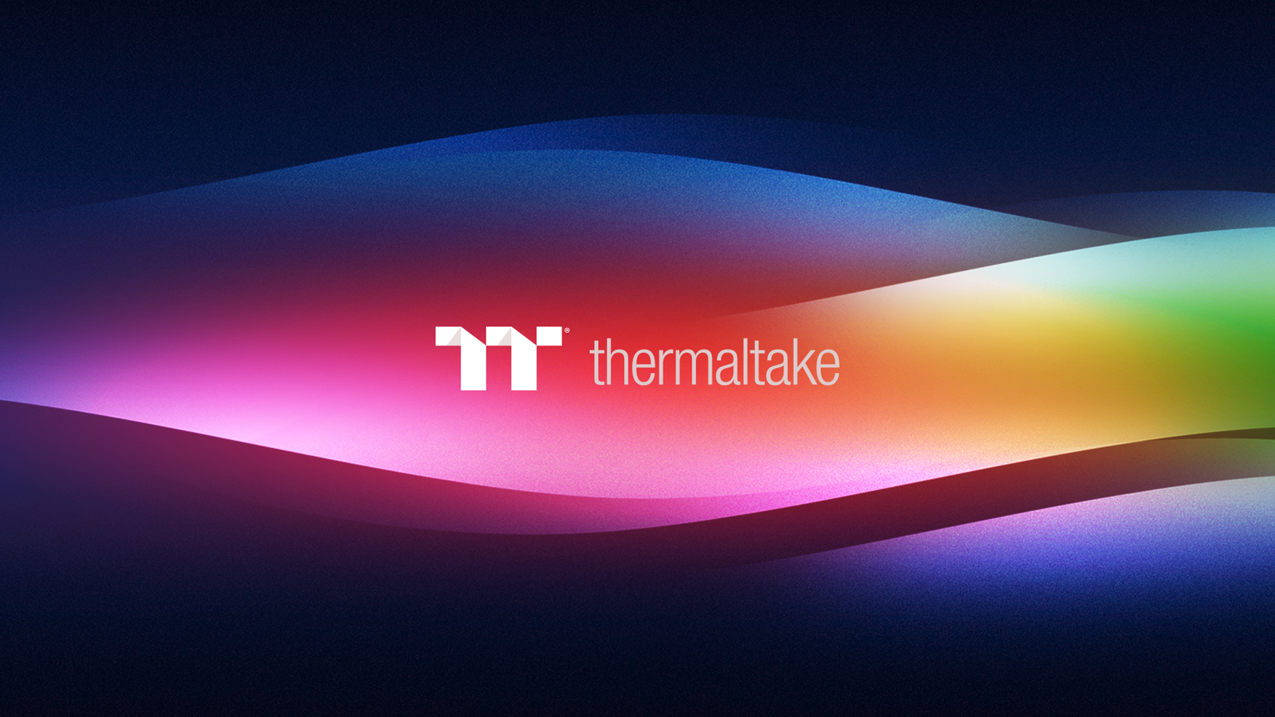 A Thermalright TR-A30 Vision Case mágneses 9,16 hüvelykes kijelzőt ad